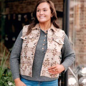 ✙NWT✙ Hooey Binx Mommy-n-Me Aztec Shearling Vest